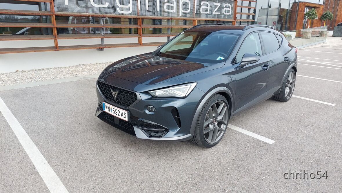 Borbet Y mit 20", Pirelli 255/35 R20 und Ragazzon ESD