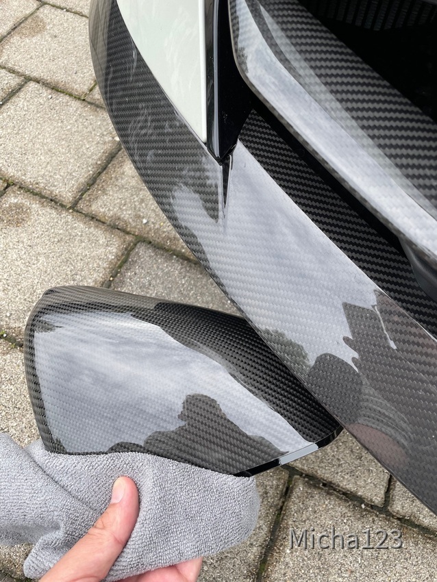 BGCustom Carbon-Spiegelkappen